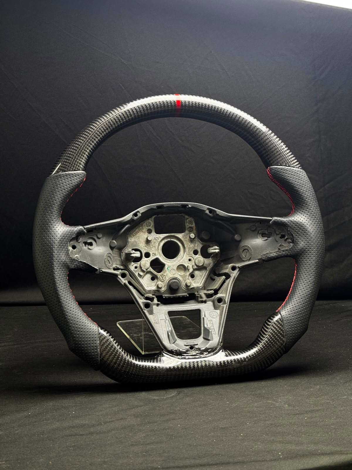 Vw Virtus / Taigun / golf aftermarket original carbon fibre steering wheel