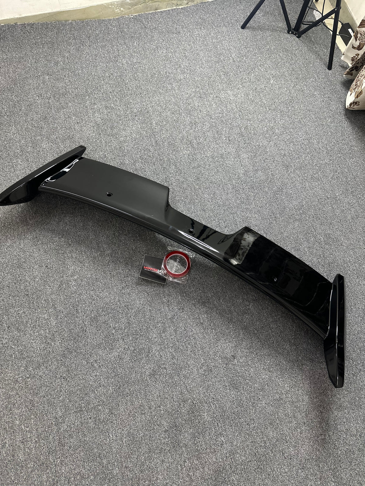 Universal hatchbacks big wing spoiler