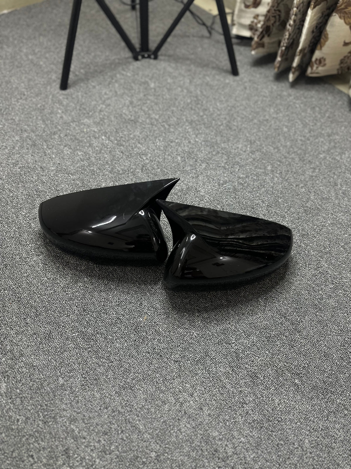 Batman style side mirror covers for suzuki swift , baleno , fronx , ignis , toyota glanza