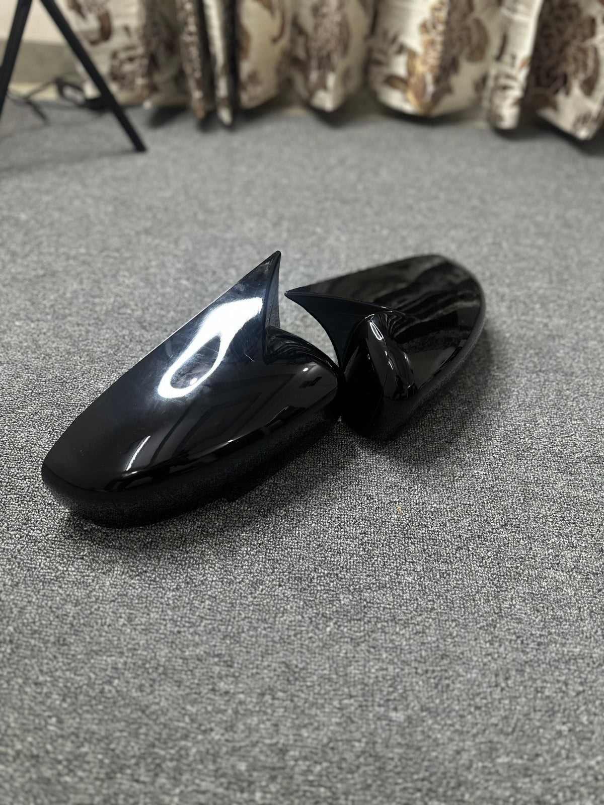 Batman style side mirror covers for suzuki swift , baleno , fronx , ignis , toyota glanza