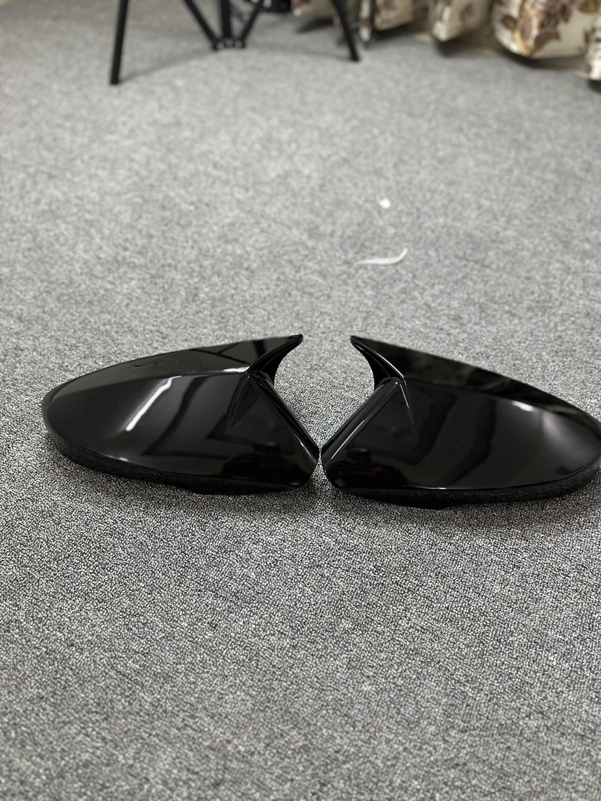 Hyundai verna & elantra batman style mirror covers (fits 2012-2016 models )