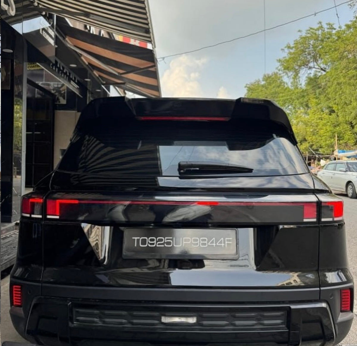 Hyundai Creta Mansory Style Roof Spoiler