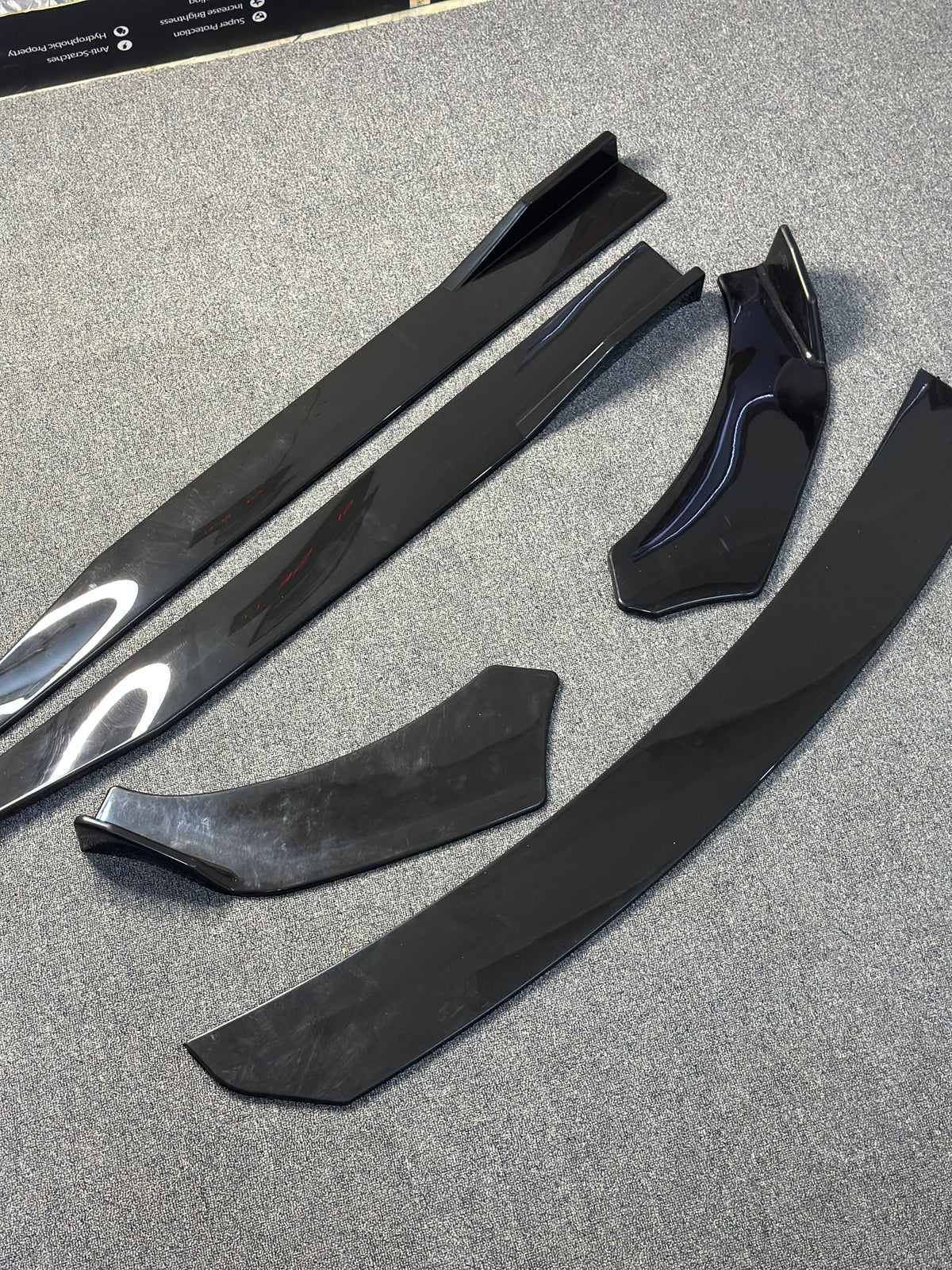 Universal 5-Piece Splitter Kit | Sporty appearance